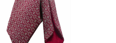 Gucci Men's Classic Red and Gray Necktie Woven Silk Tie