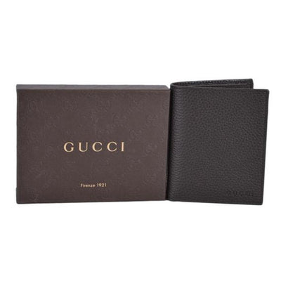 Gucci Men's Pebbled Leather Embossed Logo Vertical Wallet 292533