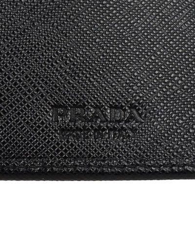 Prada Men's Black Vitello Micro Grain Passport Credit Card Vertical Wallet 2MV412